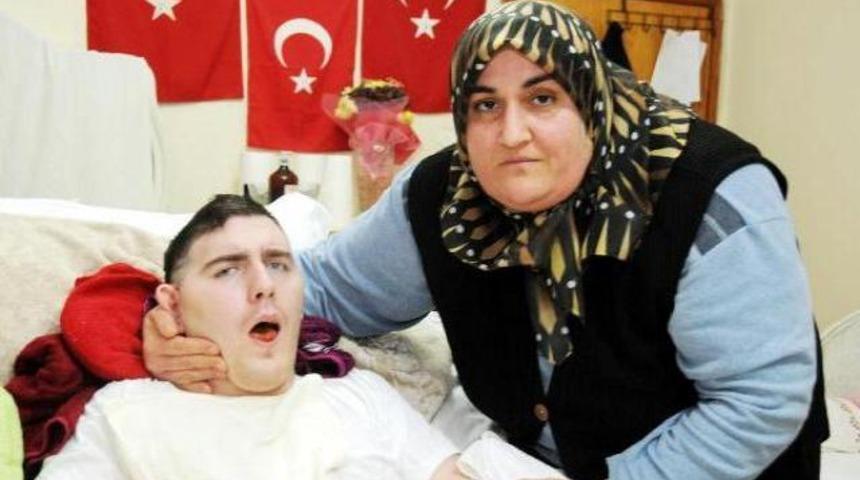 Umut'a bakım maaşına haciz!