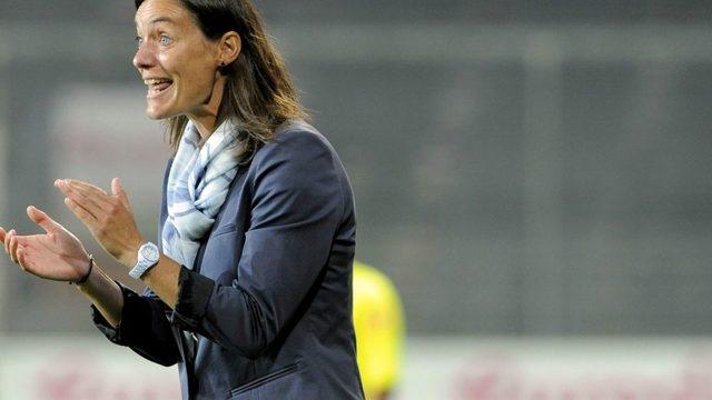 Kadın teknik direktör ilk maçını kaybetti