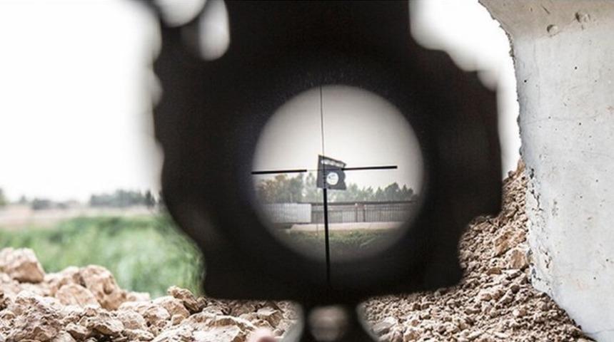 IŞİD'e &ccedil;ok ağır darbe: 61 militan &ouml;ld&uuml;