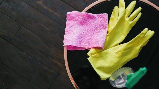 En inatçı kireç lekelerinden bile kolayca kurtulabilirsiniz! Bir sprey şişesinin içinde o malzemeleri karıştırırsanız...