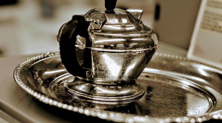 &Ouml;nce &ccedil;aydanlığınız ışıldasın sonra g&ouml;zleriniz şenlensin! Kararmış &ccedil;aydanlığınızı 5 dakikada pırıl pırıl yapın