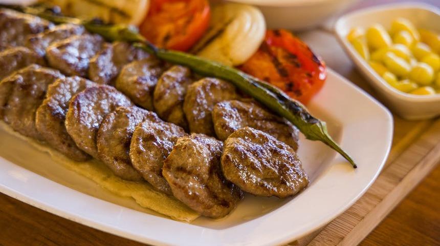 Lezzetin hakkını verelim: Diğerlerinin gölgesinde kalan leziz Bolu köftesi tarifi