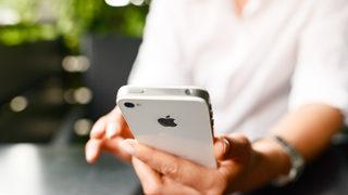 Sosyal medyada ilgi gördü! 10 yıl önce kaybolan iPhone öyle bir yerde bulundu ki duyan şaşkınlığını gizleyemedi