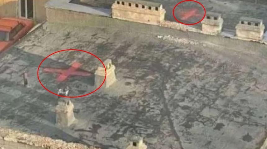 Son dakika: Ukrayna’da korkunç semboller! 'Rus askerleri kırmızı haç çizdi’ iddiası… 