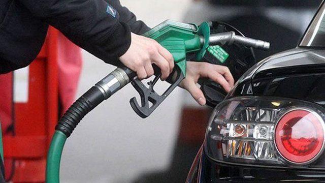 Akaryakıtta indirim var mı? Akaryakıt indirimi ne zaman? Motorin ve benzin fiyatlarına indirim geldi mi?