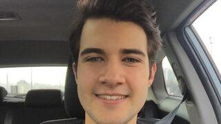 Arka Sokaklar'ın Metin'i Furkan Göksel'in sevgilisinden bacak şov! Mini şortuyla poz verdi