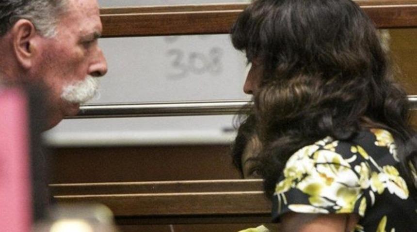 Türk kadına ABD'de şantaj suçuyla dava açıldı