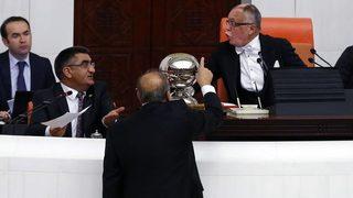 Yeni fenomen: Oku Muharrem oku