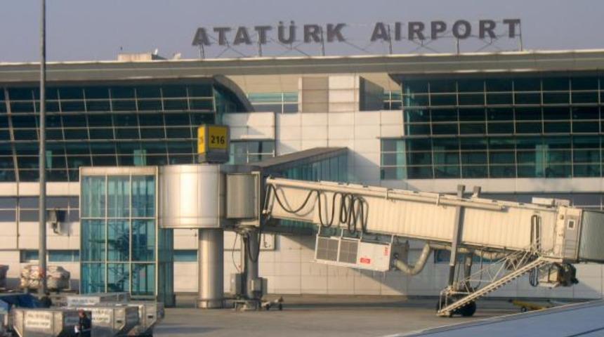 Havalimanında 18 gün süren insanlık dramı