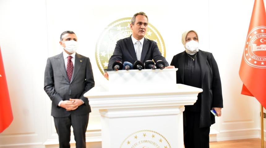 Bakan Özer'den flaş yüz yüze eğitim mesajı!