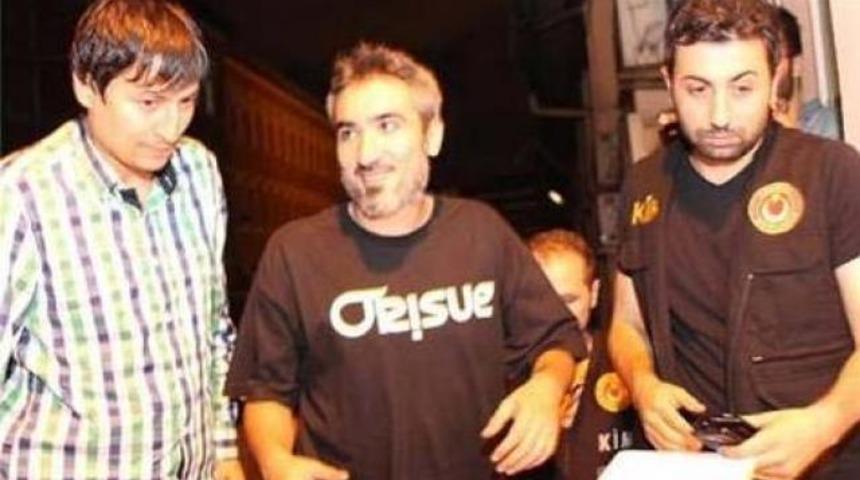 Sagopa Kajmer'e g&ouml;zaltı şoku