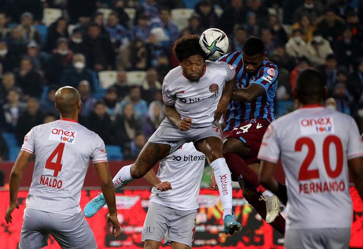 Fırtına kupada esti! Trabzonspor Antalyaspor'u yenerek yarı finale yükseldi
