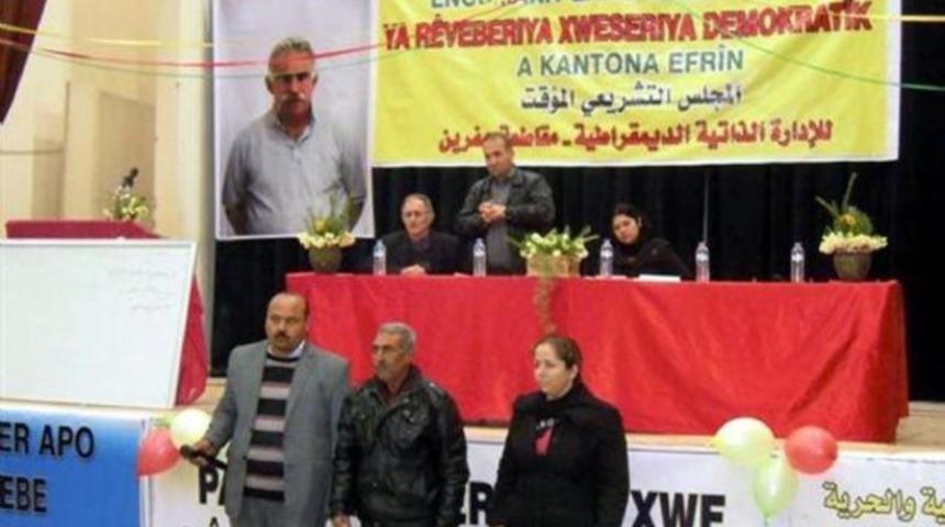 Abdullah &Ouml;calan posteri altında yemin