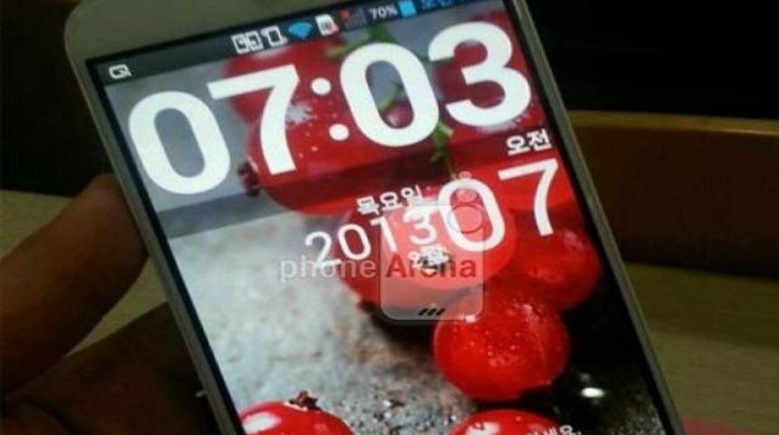 LG Optimus G Pro satışa sunuluyor