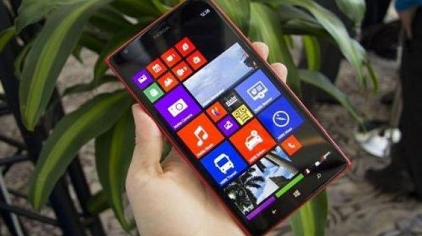 Lumia 1520 &ouml;n siparişte!