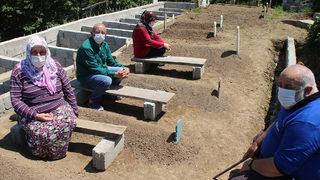 Türkiye Rize’deki bu aileyi konuşuyor! 9’u öldü, 14’ü riskli çıktı…