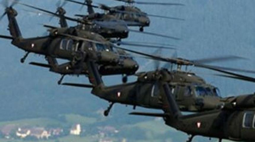 Teröristler Lice'de askeri helikoptere ateş açtı