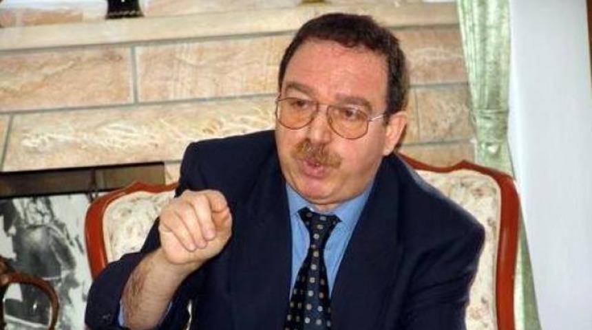 Hatip Dicle annesinin cenazesine katılmadı