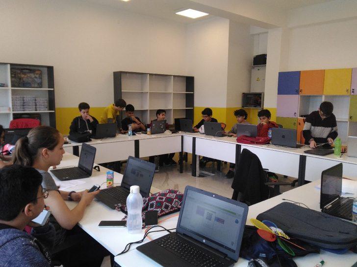 BİLSEM öğretmen mülakat sınavı yerleri açıklandı mı 2022? Tarih, saat ve yer bilgileri belli oldu mu? MEB BİLSEM sınav giriş belgesi ne zaman yayınlanacak? G5