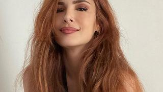 Mine Tugay genç kız gibi! Yaşını öğrenen şaşkına döndü