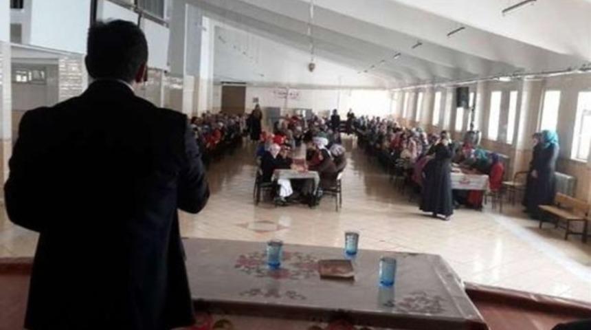 Kızlardan müftü yardımcısına ilginç sorular