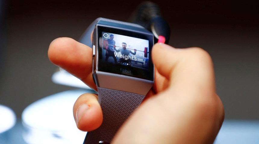 Fitbit Ionic kullanıcıları dikkat: Akıllı saatiniz geri çağrılıyor! "Kullanmayı bırakın" uyarısı yaptılar