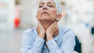 Sigara kullananlar... Erken menopoza neden oluyor