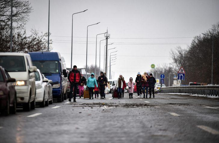 İnsanlık dramı! Ukraynalılar oraya akın ediyor G3