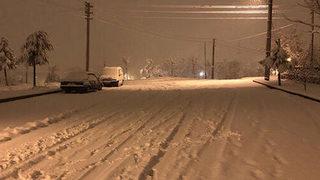 Son Dakika: Denizli'de yoğun kar yağışı! Şehri Antalya ve Muğla'ya bağlayan karayolu kapandı