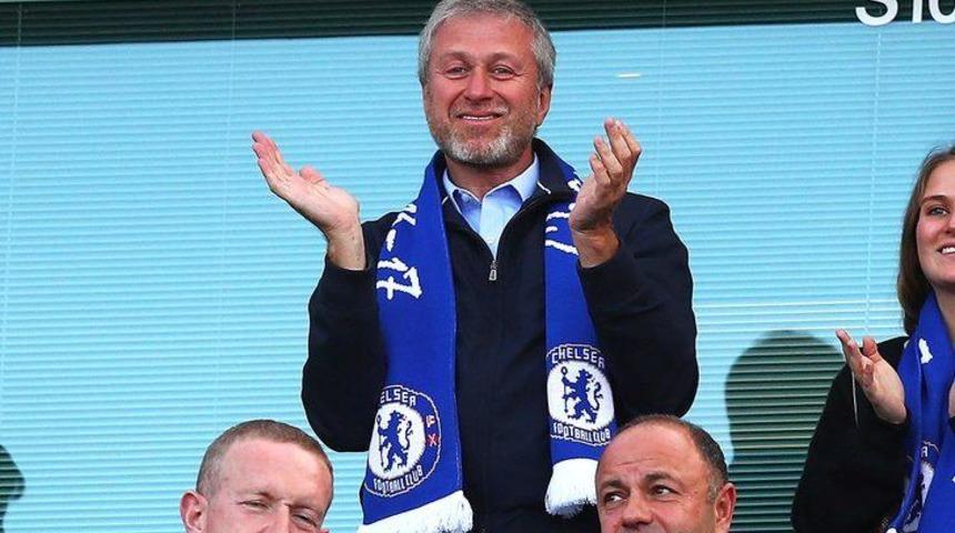 Rus milyarder Roman Abramovich, Chelsea'yi satacağını duyurdu: Geliri Ukrayna'daki savaş mağdurlarına bağışlanacak