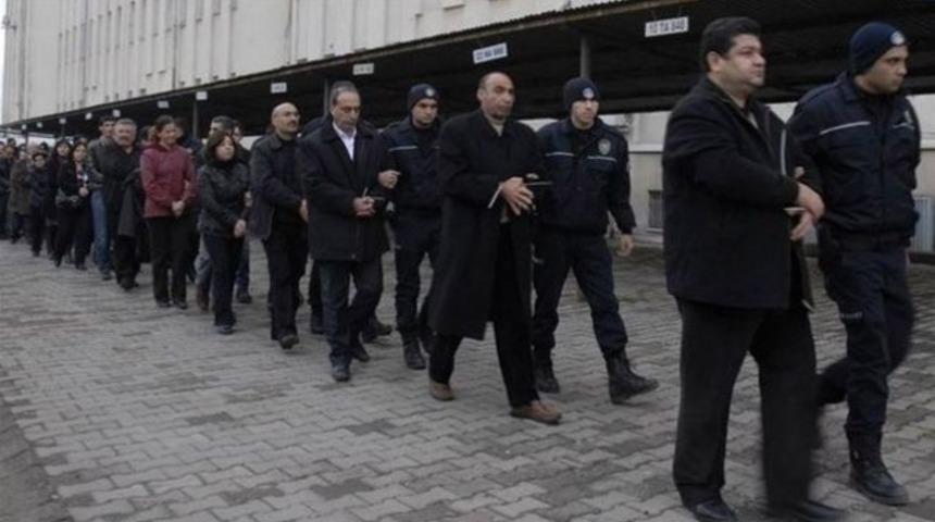 Beşir Atalay: O g&uuml;n fevkalade &uuml;z&uuml;ld&uuml;m 