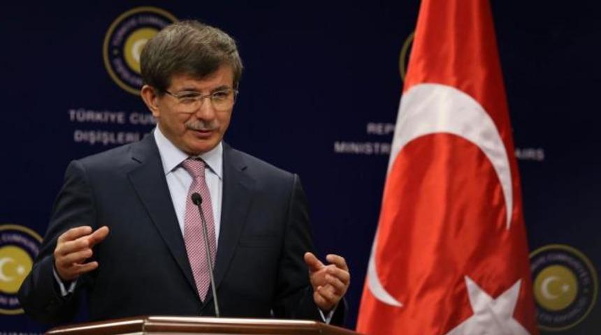 Davutoğlu'ndan CHP se&ccedil;im bildirgesine ilk yorum