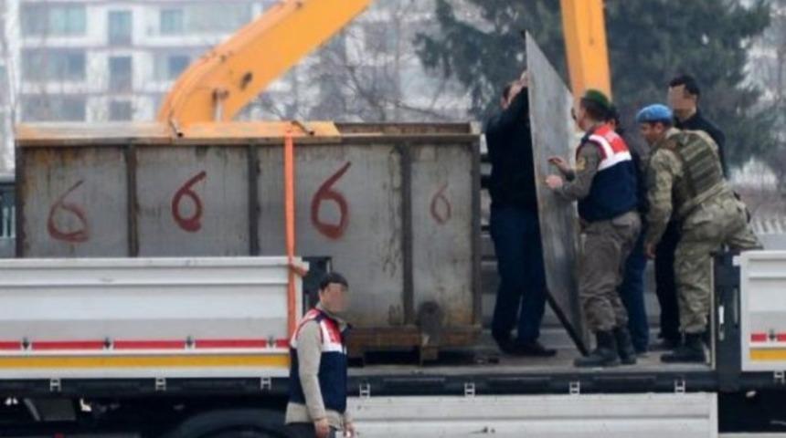 TIR’ları arama emrini veren Alay Komutanı görevden alındı