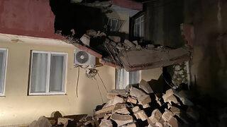 Bu yaşıma kadar böyle bir şey görmedim Mahalle gece yarısı bir anda savaş alanına döndü! İşte nedeni...