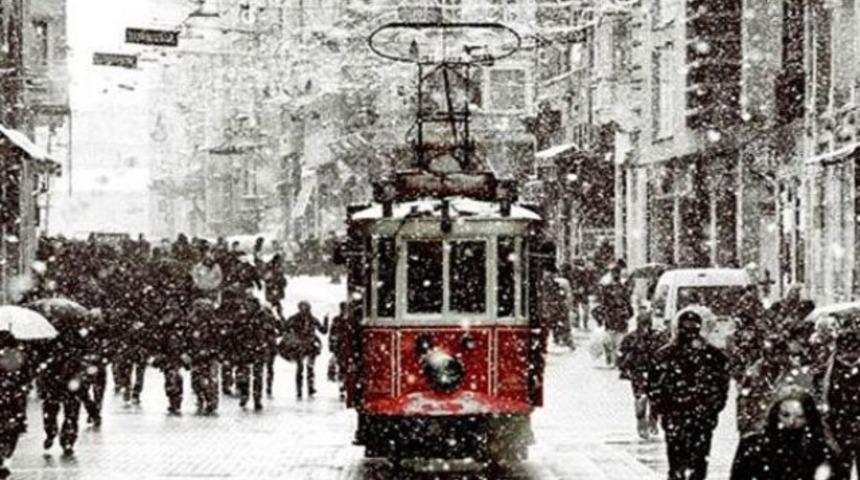 İstanbul'a pazar g&uuml;n&uuml; kar geliyor