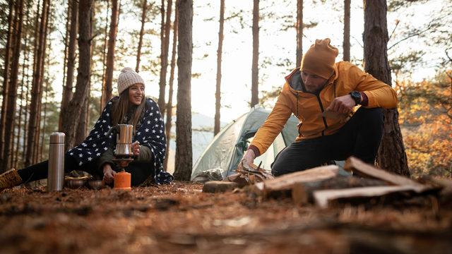 Kamp ve trekking severlerin çantasında mutlaka bulunması gereken hayat kurtarıcı eşyalar