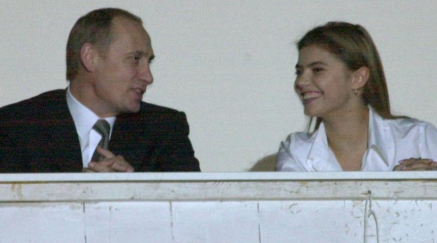 Lüks bir dağ evinde saklıyor! Halk 'gizlilik yemini' etti