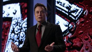 Elon Musk'ın sözleri otomobil dünyasının dikkatini çekti: 1 yıl önce böyle bir Tesla yapabilirdik ancak...