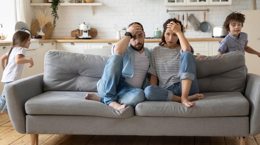 &Ccedil;ocuklarınıza karşı kesinlikle yapmamanız gereken 3 kritik davranış