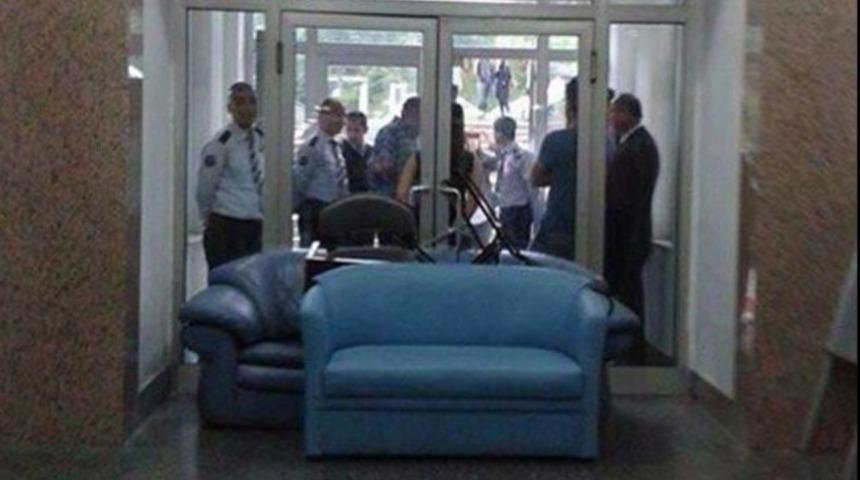 Öğrenciler Maden Fakültesi'ni işgal etti