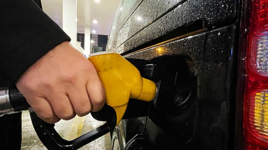 Son dakika: EPGİS duyurdu! Benzin ve motorine bir zam daha! Bu geceden itibaren...