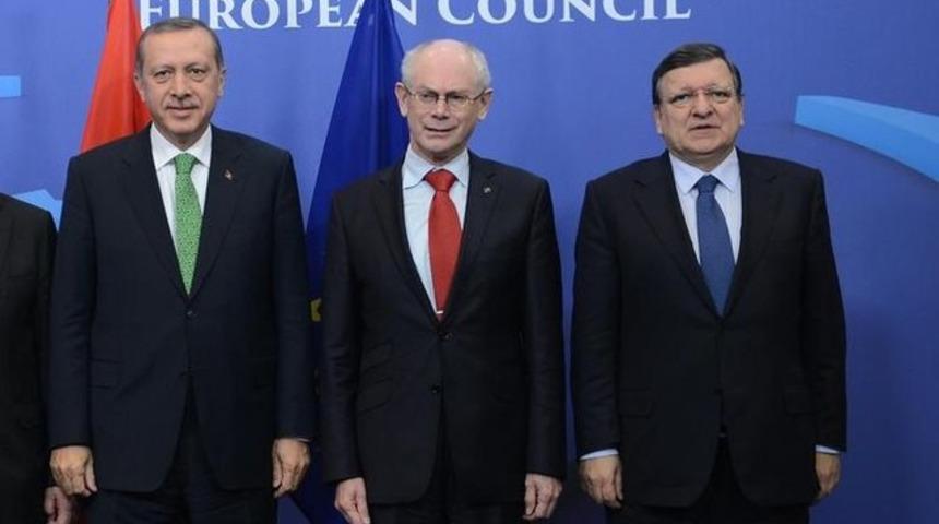 Başbakan, Brüksel'de ortak basın toplantısı düzenledi