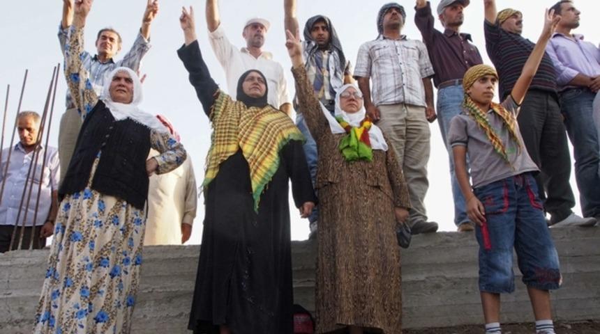 Rojava: Suriye'nin kuzeyinde '&Ouml;zerk Kanton ilanı'