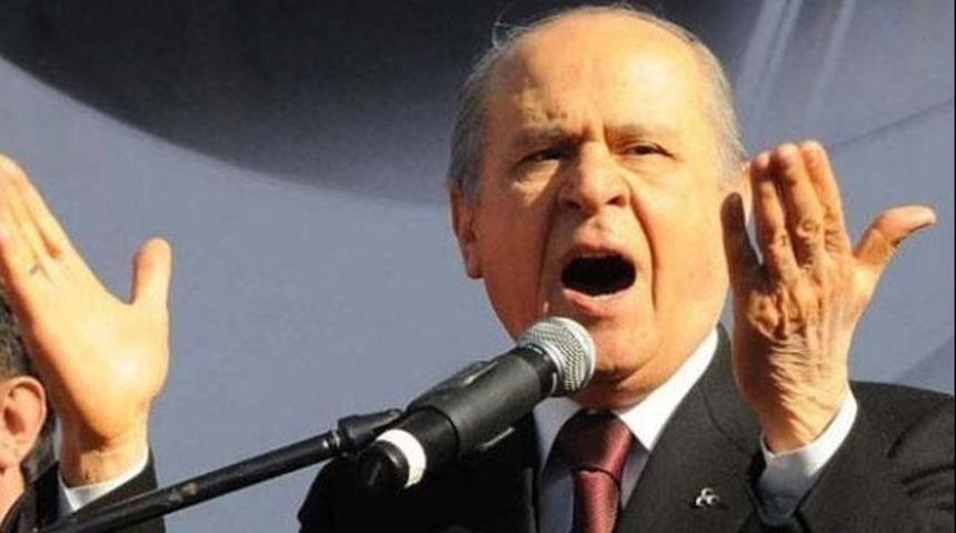 Devlet Bah&ccedil;eli'den Ahmet Kaya eleştirisi