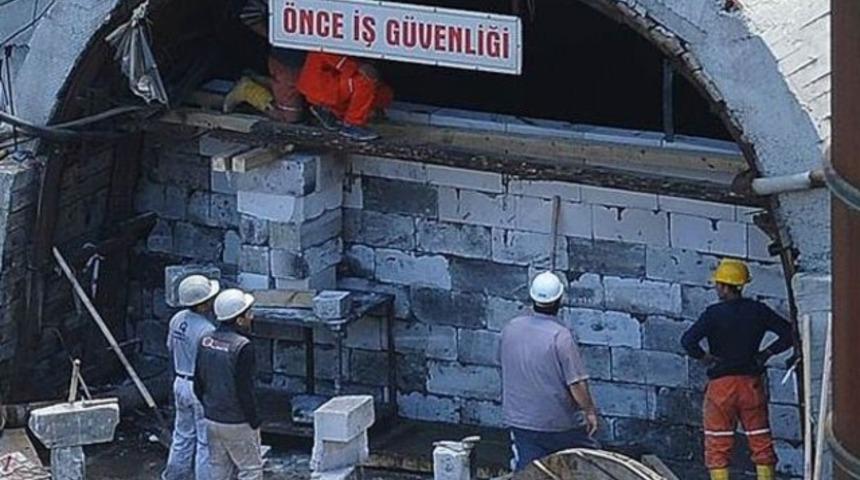 Soma'daki madenin girişi kapatılıyor