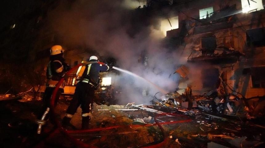 Son dakika: Çatışmaların dinmediği noktada kritik gelişme! Rus basını duyurdu: UAEA santrale girdi!