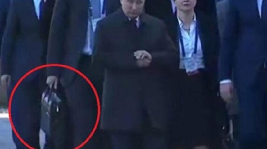 Putin, nükleer silahları kullanabilir mi? Çanta detayı! Her zaman yanında