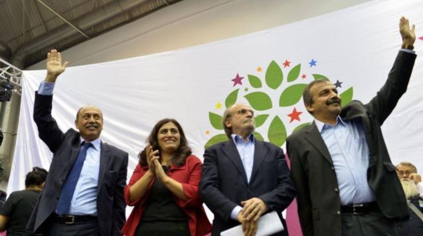 Batı&rsquo;nın partisi HDP BDP&rsquo;yi ikiye b&ouml;ld&uuml;