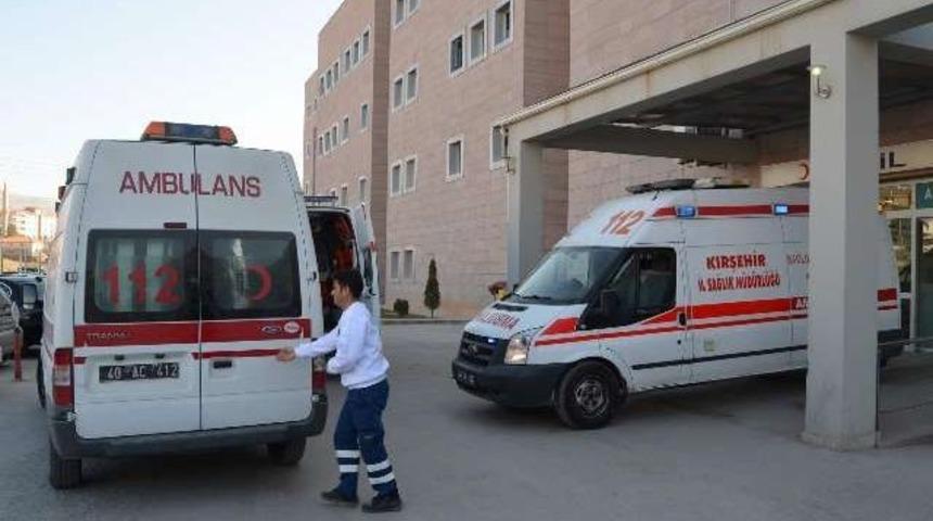 Kırşehir'de trafik kazası: 3 ölü, 2 yaralı