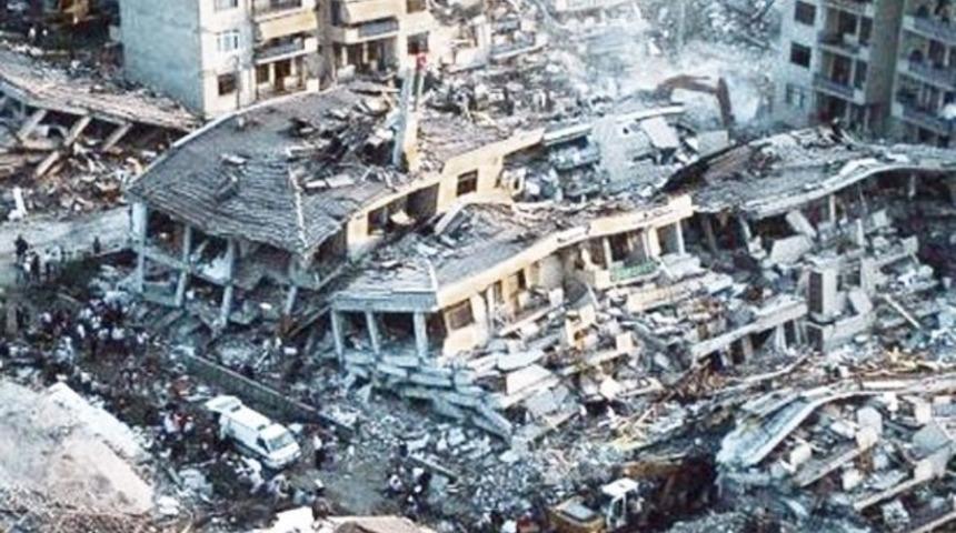 T&uuml;rkiye'de 2014-2015 deprem a&ccedil;ısından kritik yıllar